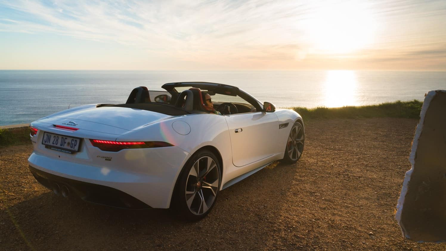 Bouwer Carol viewing sunrise white JAGUAR